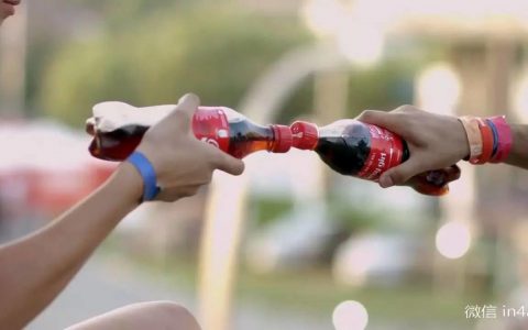 会接吻的可口可乐瓶设计！让可口可乐来见证你们是否可以接吻。