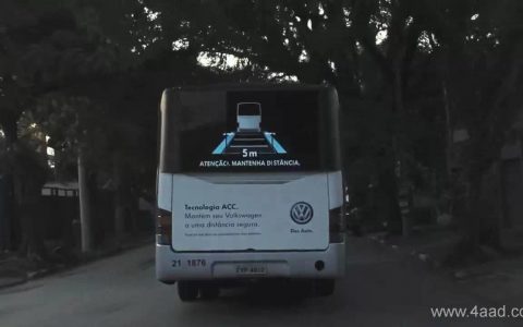 车尾广告也可以这样做互动（AlmapBBDO 巴西圣保罗）